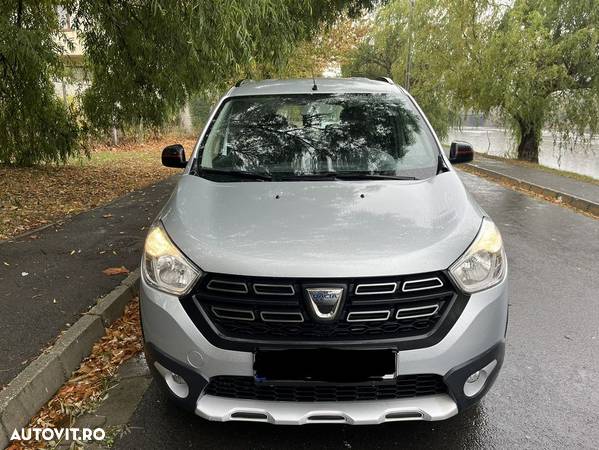 Dacia Lodgy 1.5 Blue dCi SL Techroad - 1