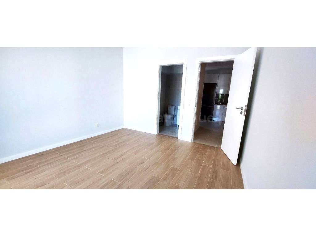 Apartamento T3 totalmente renovado, Aldoar - Grande imagem: 5/24
