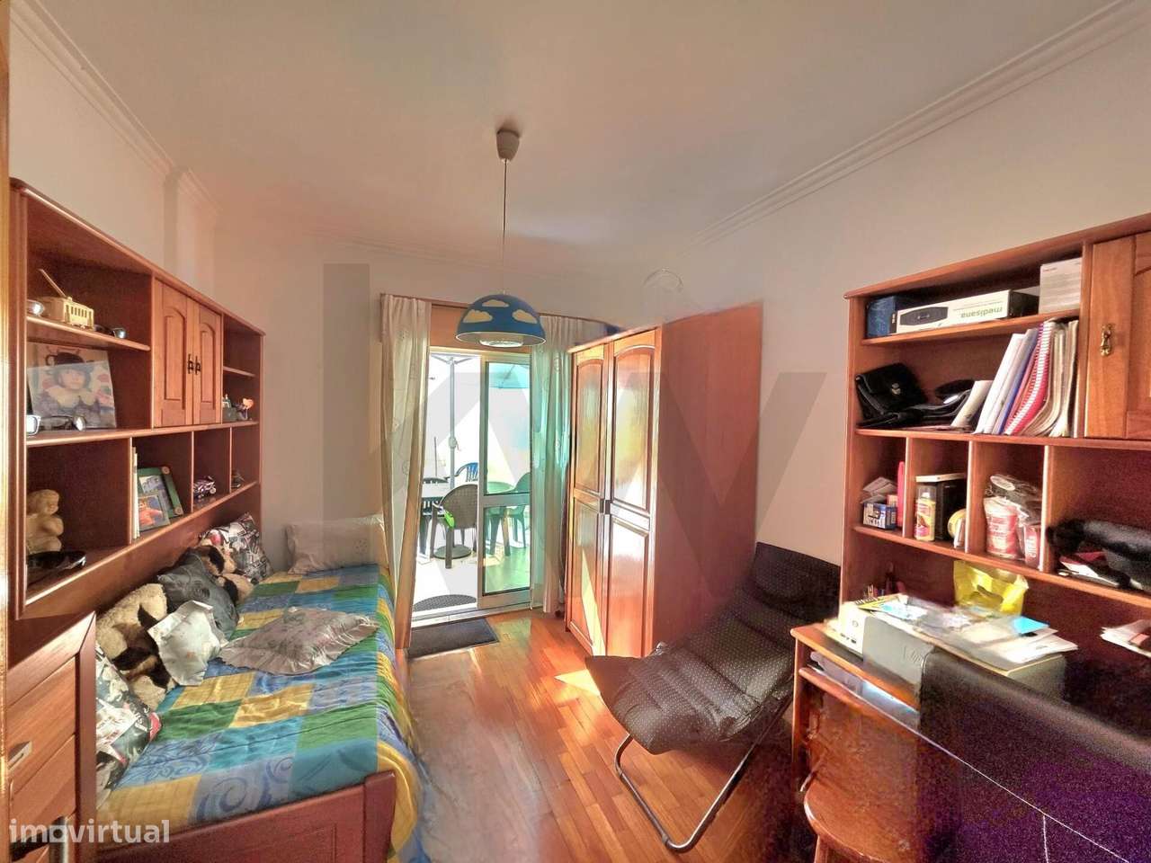Apartamento T2 com Terraço de 50 m2 e Box Fechada – O Seu Novo Refúgio-20
