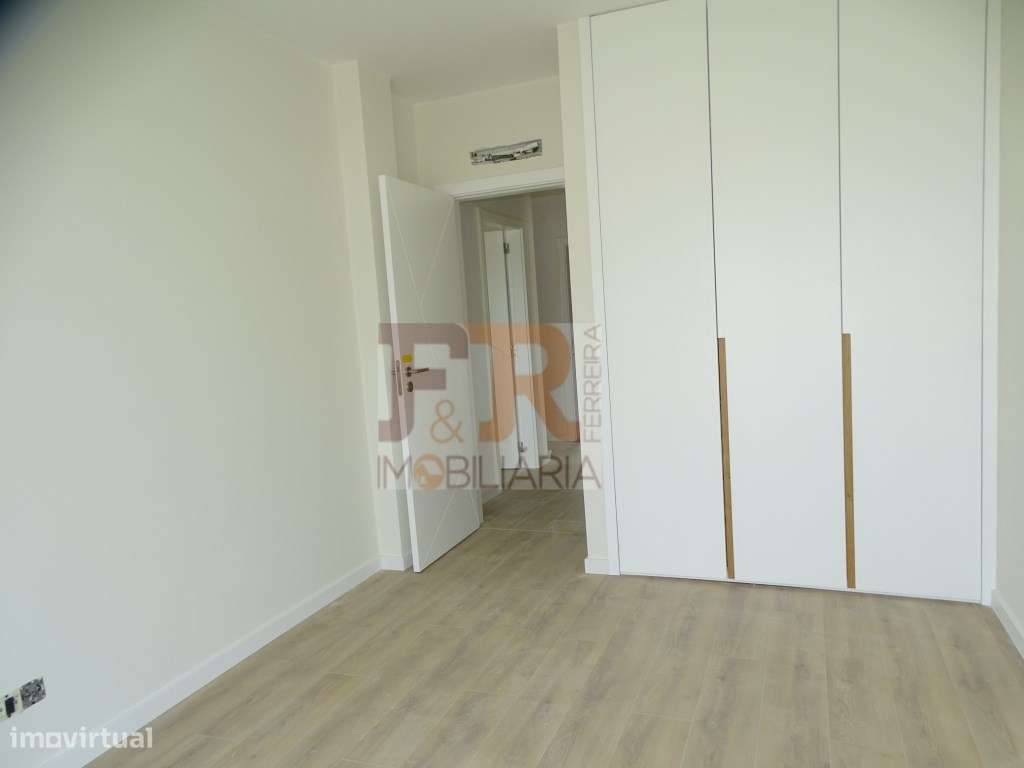 Moradia Isolada Térrea T4 com Garagem - Quinta do Anjo Palmela-34