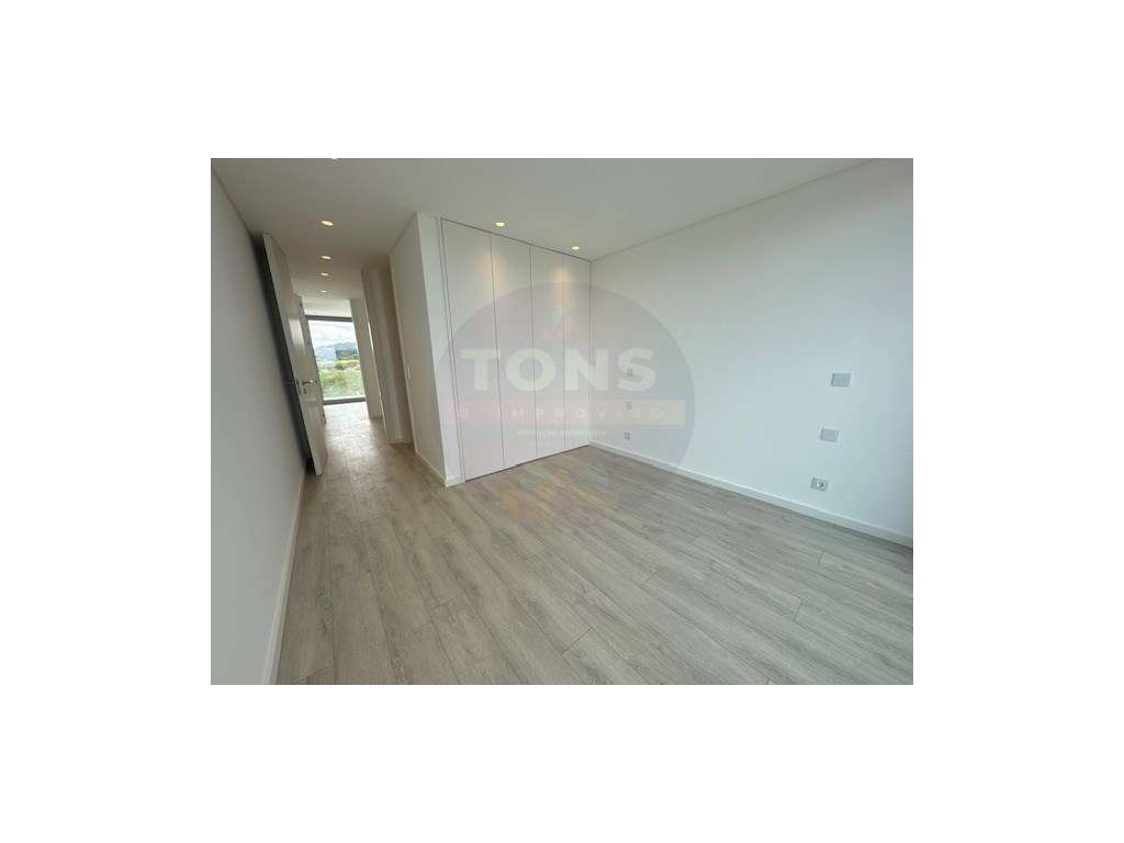 **Moradia de Luxo com Vista Deslumbrante para o Palácio da Pena**-25