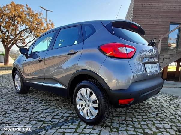 Renault Captur 1.5 dCi Exclusive - 11