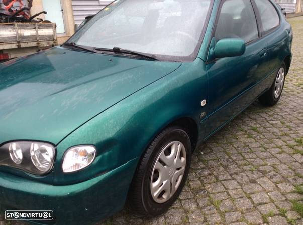 Toyota Corolla E11 de 2000  peças - 2