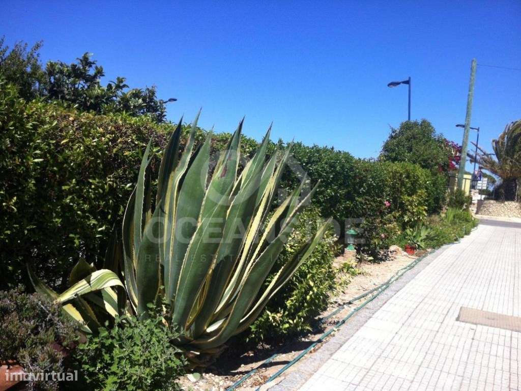 Prédio com 9 frações em Sagres-8