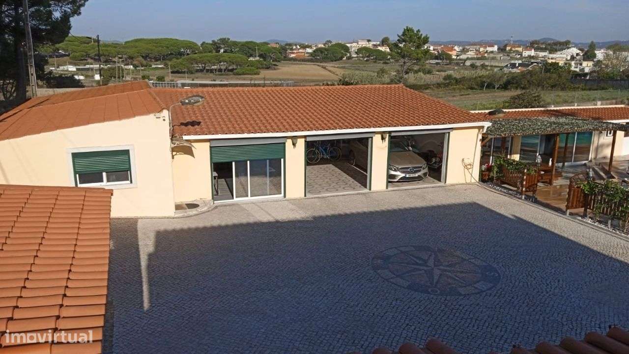 Excelente Moradia c/Piscina, Garagem...-6