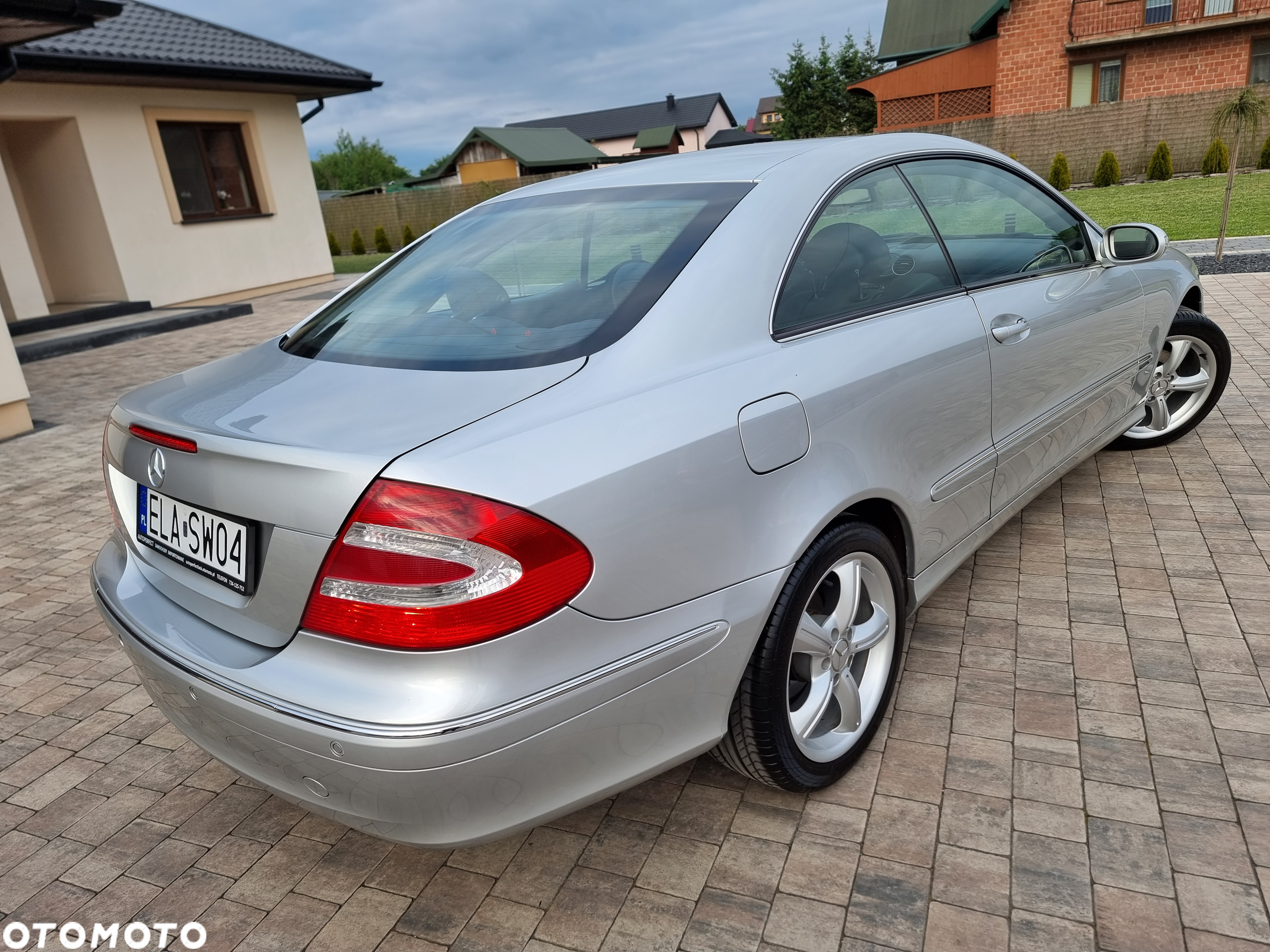 Mercedes-Benz CLK - 6