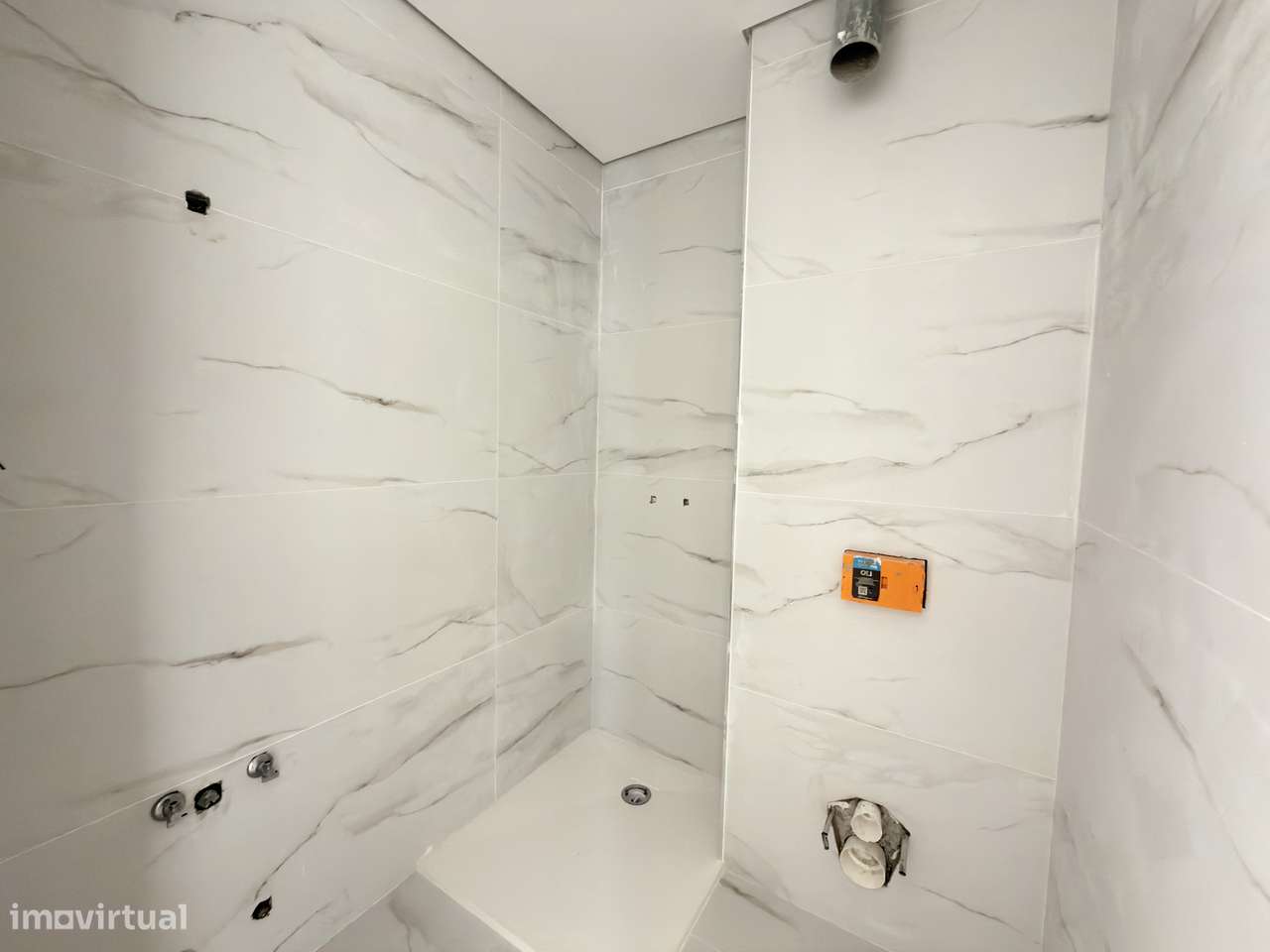 Apartamento T3 com terraços e jardim em Rio Tinto-15