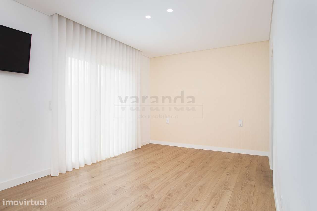 Moradia T4 Térrea, com piscina – Vila Nogueira de Azeitão-24