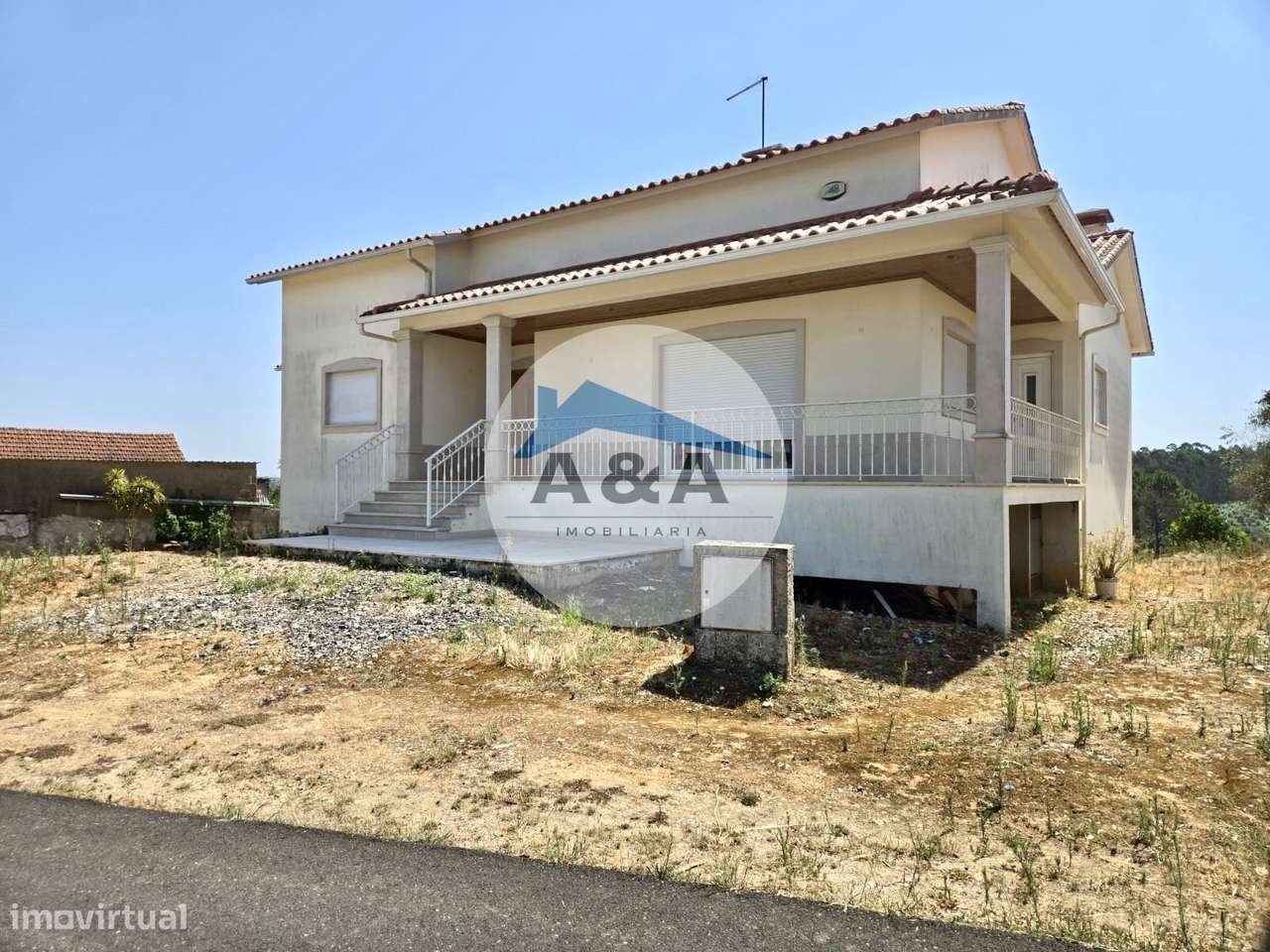 Moradia T3 com 2700m² de terreno – Potencial e Localização Privileg... - Grande imagem: 4/22