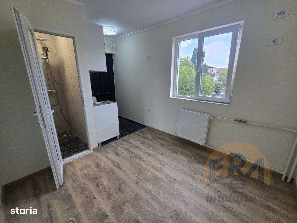 Garsoniera renovata | Etaj 3 | Rogerius, str. Aluminei - Imagine principală: 2/8