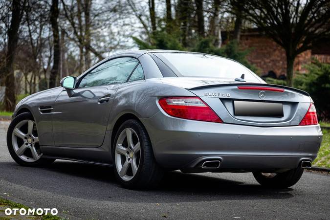 Mercedes-Benz SLK 250 CGI - 8