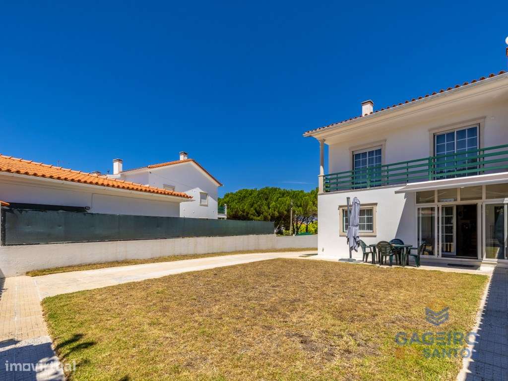 Moradia T3 em condomínio com terreno em Famalicão, Nazaré-27