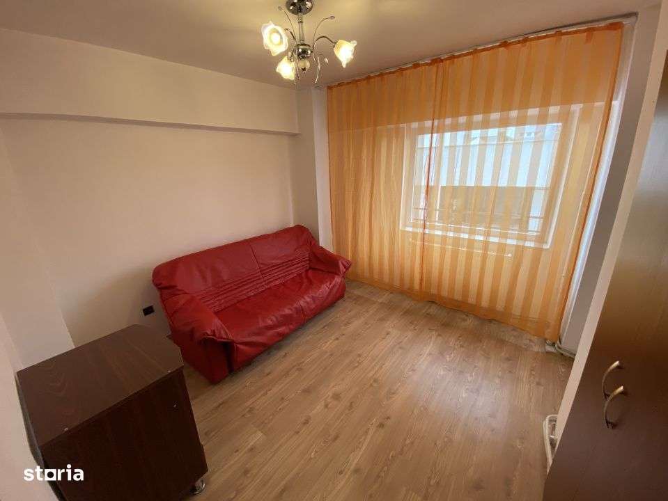 Apartament 3 camere, ultracentral - Imagine principală: 4/10