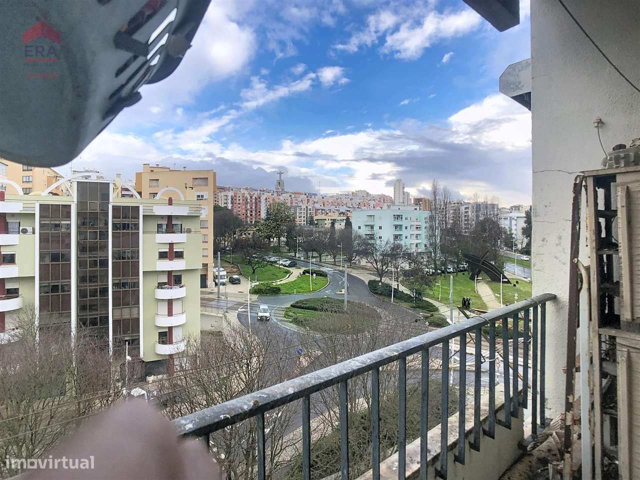 T2 com 65m², ótima localização em Almada-6