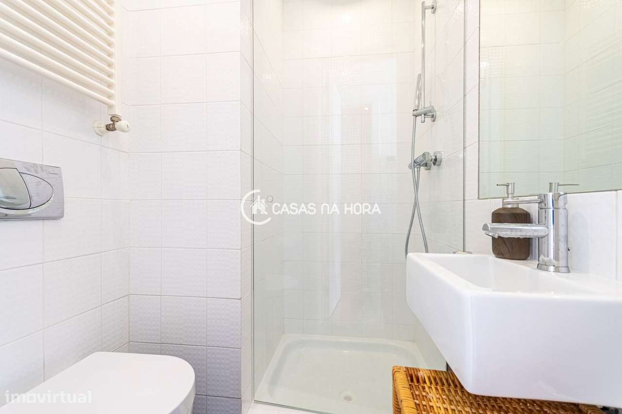T4 Duplex com terraços e box para 3 viaturas na Avenida Visconde Va...-14