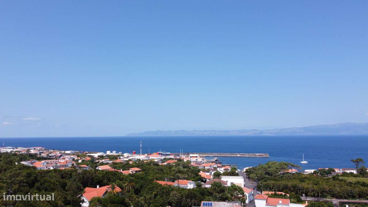 Ruina para reconstrução em Sao Roque do Pico-17