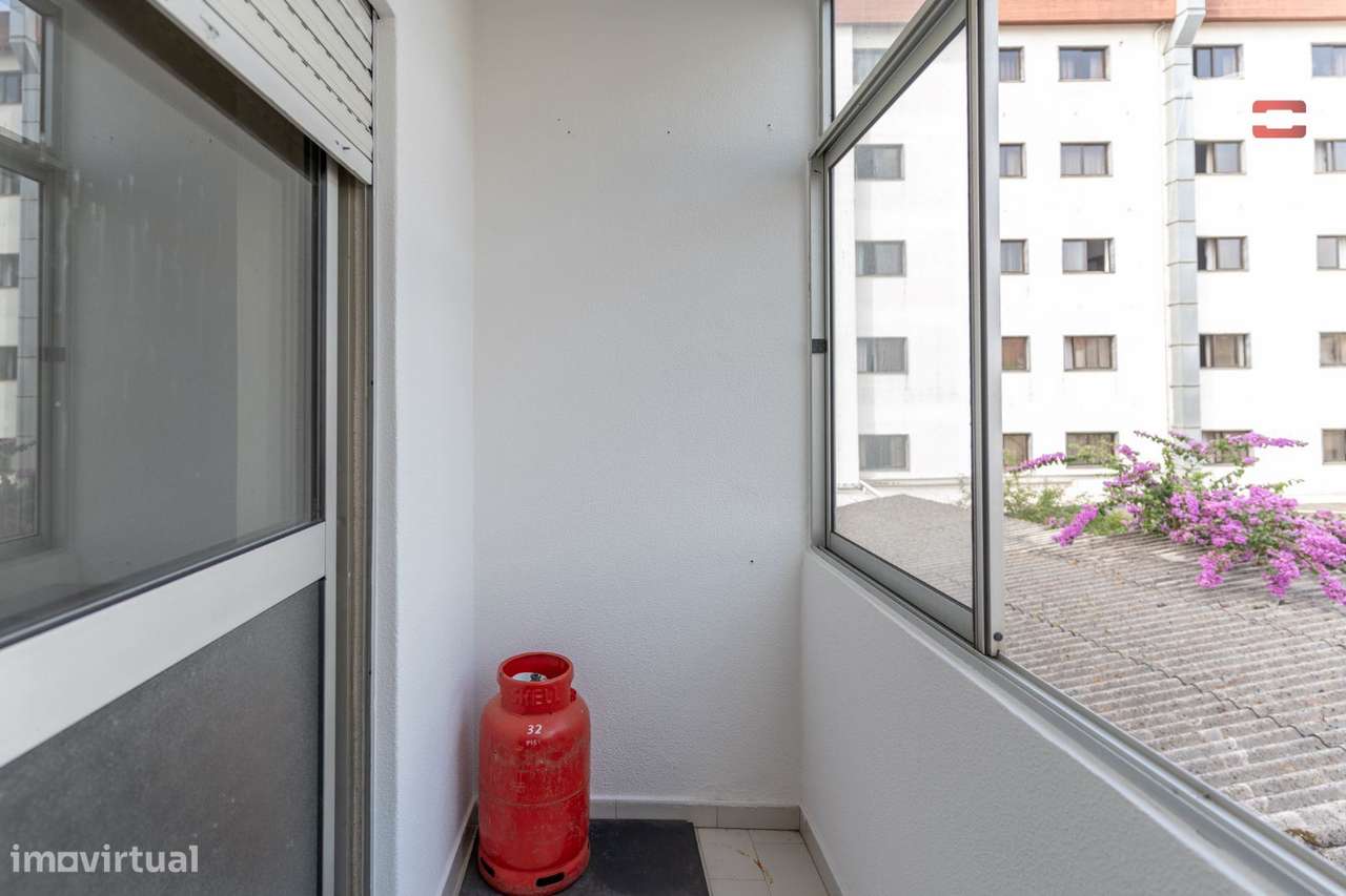 T1 em Fátima , Central bem localizado - Grande imagem: 5/19