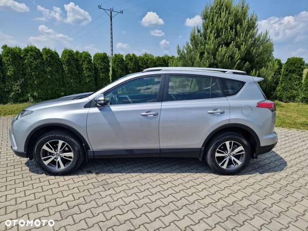 Toyota RAV4 2.0 D-4D Premium 4x2 - 2