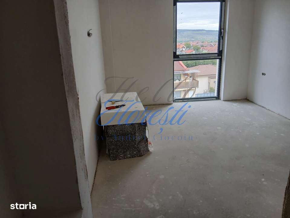 Apartament 3 camere, 74 mp  Zona Poligon Floresti - Imagine principală: 5/14
