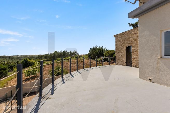 Moradia isolada T3+1 com vista mar e campo-30