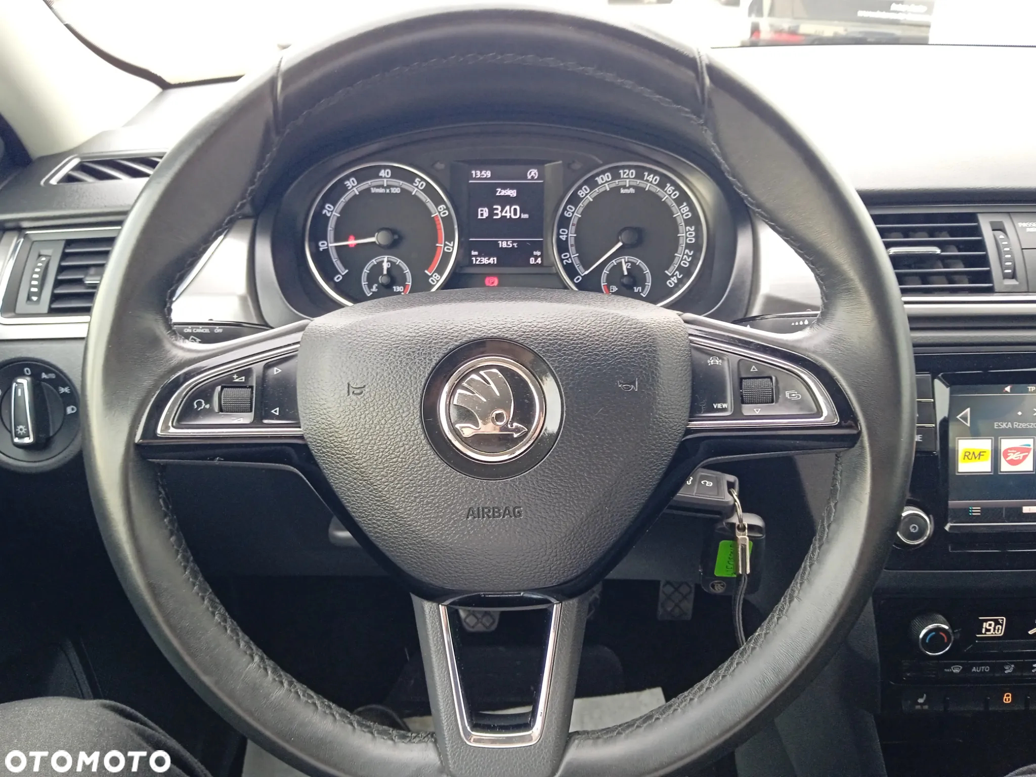 Skoda RAPID 1.0 TSI Style - 10