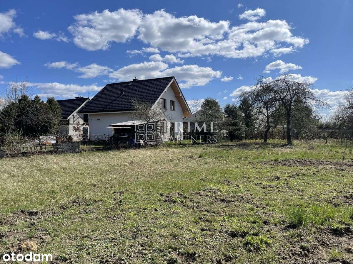 Działka budowlana w bardzo dobrym kształcie-0