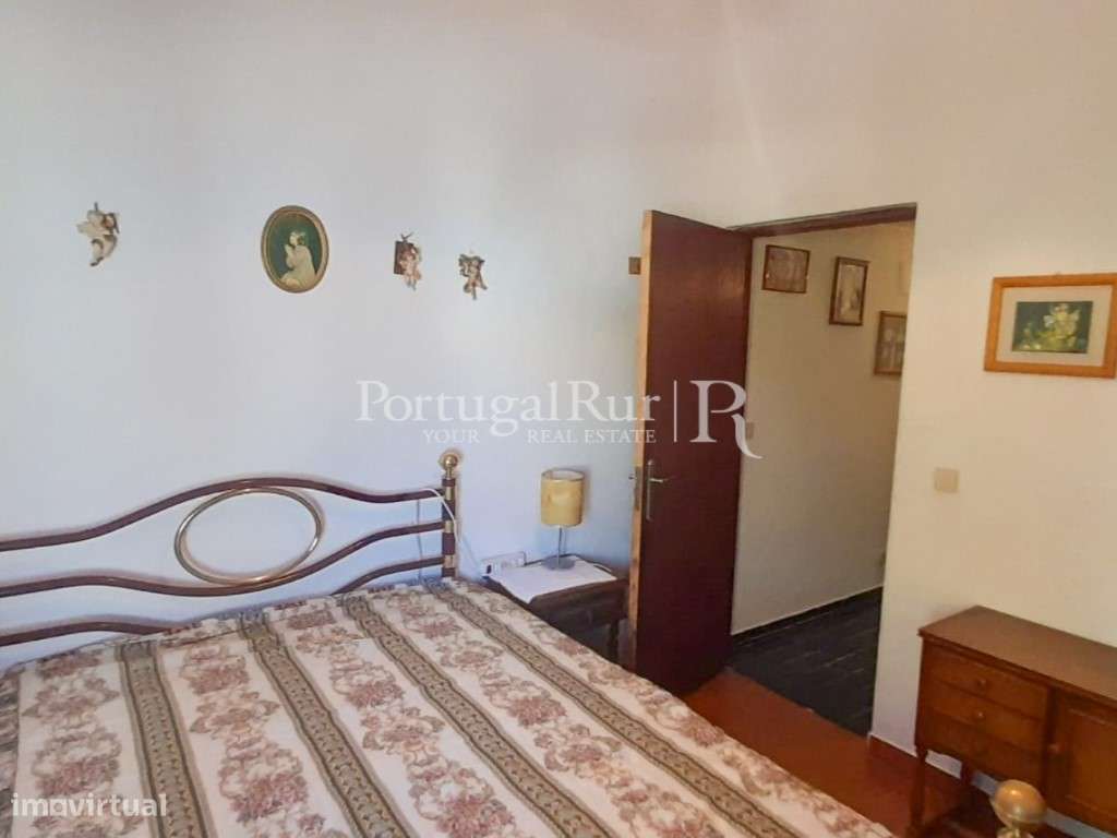 Moradia T4 com terraço em zona residencial de Évora-14