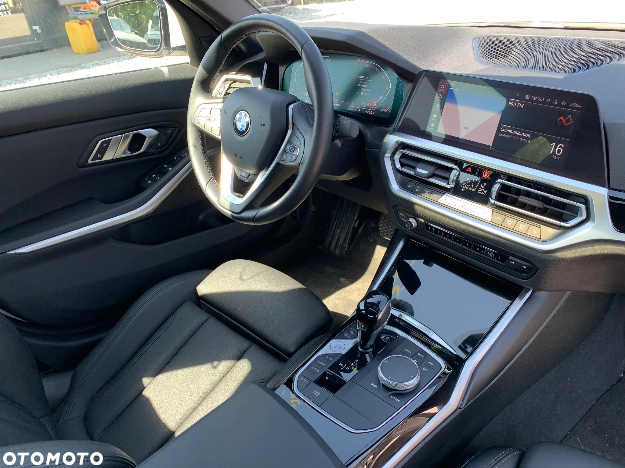 BMW Seria 3 330i xDrive - 28