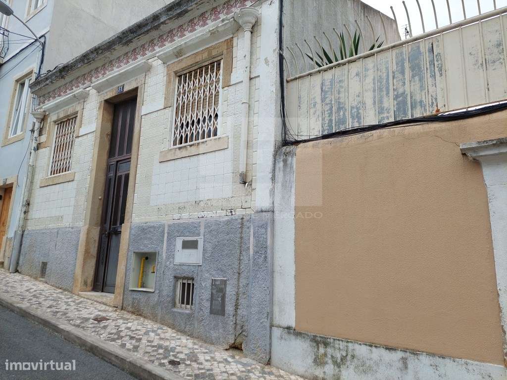 Prédio para construção em Campolide-16