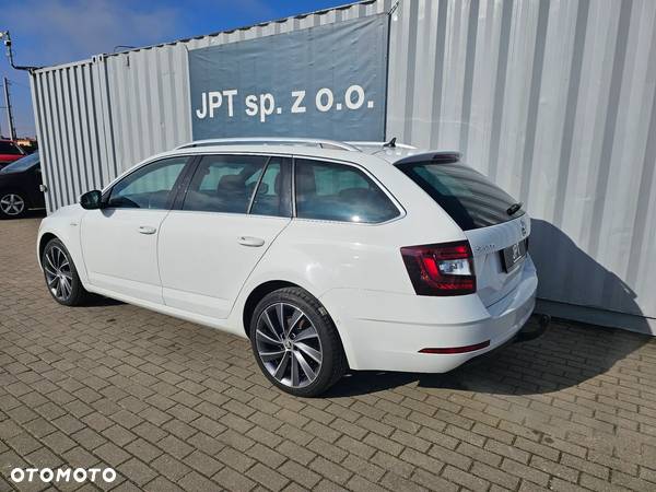 Skoda Octavia Combi 2.0 TDI 4x4 DSG L&K - 5