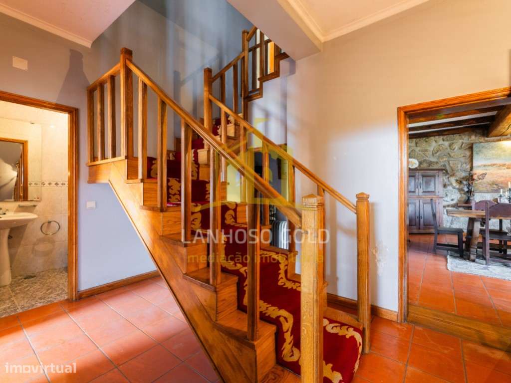 Encantadora Moradia T4 em Pedra Campos e Louredo-8