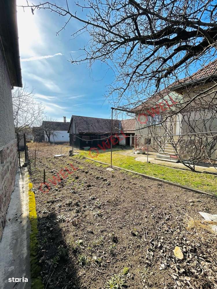 De vânzare casă familială în loc. Baraolt, str. Kossuth Lajos - Imagine principală: 3/20