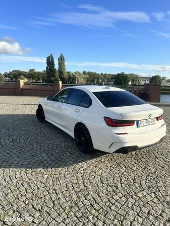 BMW Seria 3 330e M Sport - 7