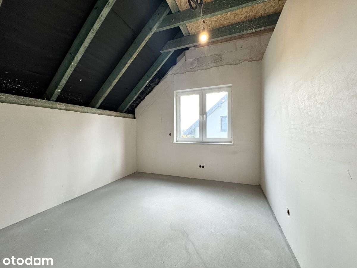 Dom w stanie deweloperskim na kameralnej działce-12