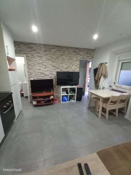 Apartamento T0 arrendado em zona histórica do seixal - Grande imagem: 4/6