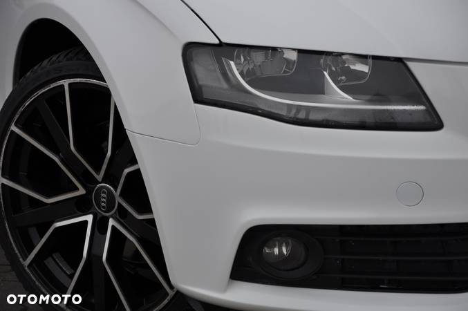 Audi A4 Avant 2.0 TDI DPF Ambiente - 11