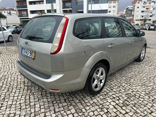 Ford Focus SW 1.6 TDCi ECOnetic - 12