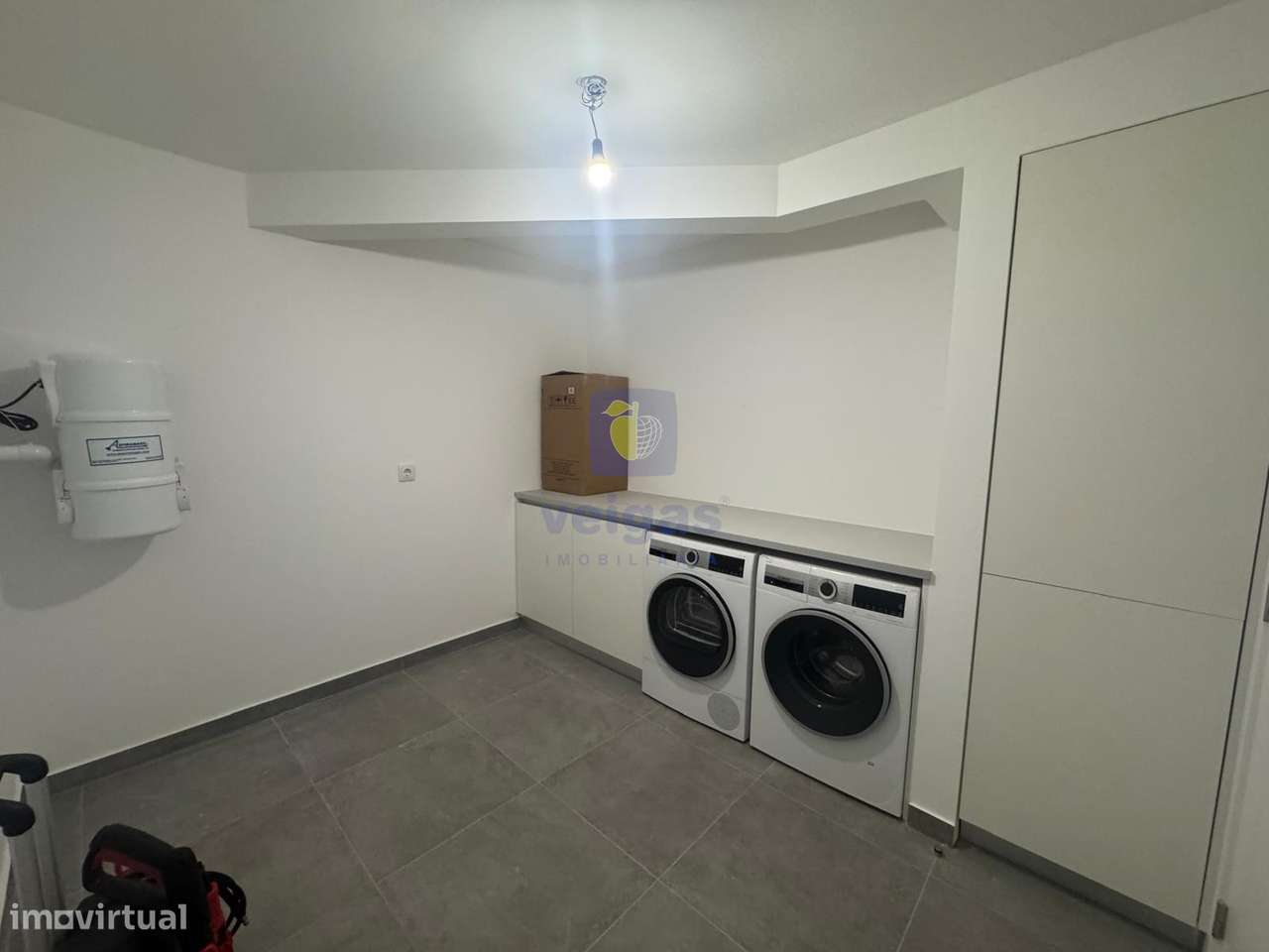 Moradia T4 C/ Piscina -  Bairro Primavera-29