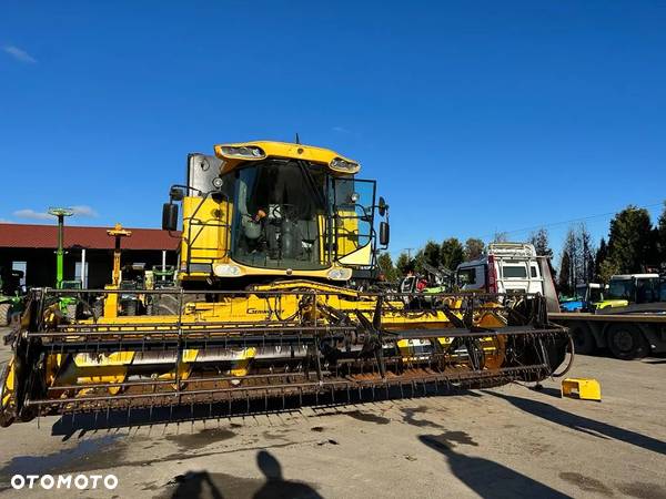 New Holland CS 640 - 17