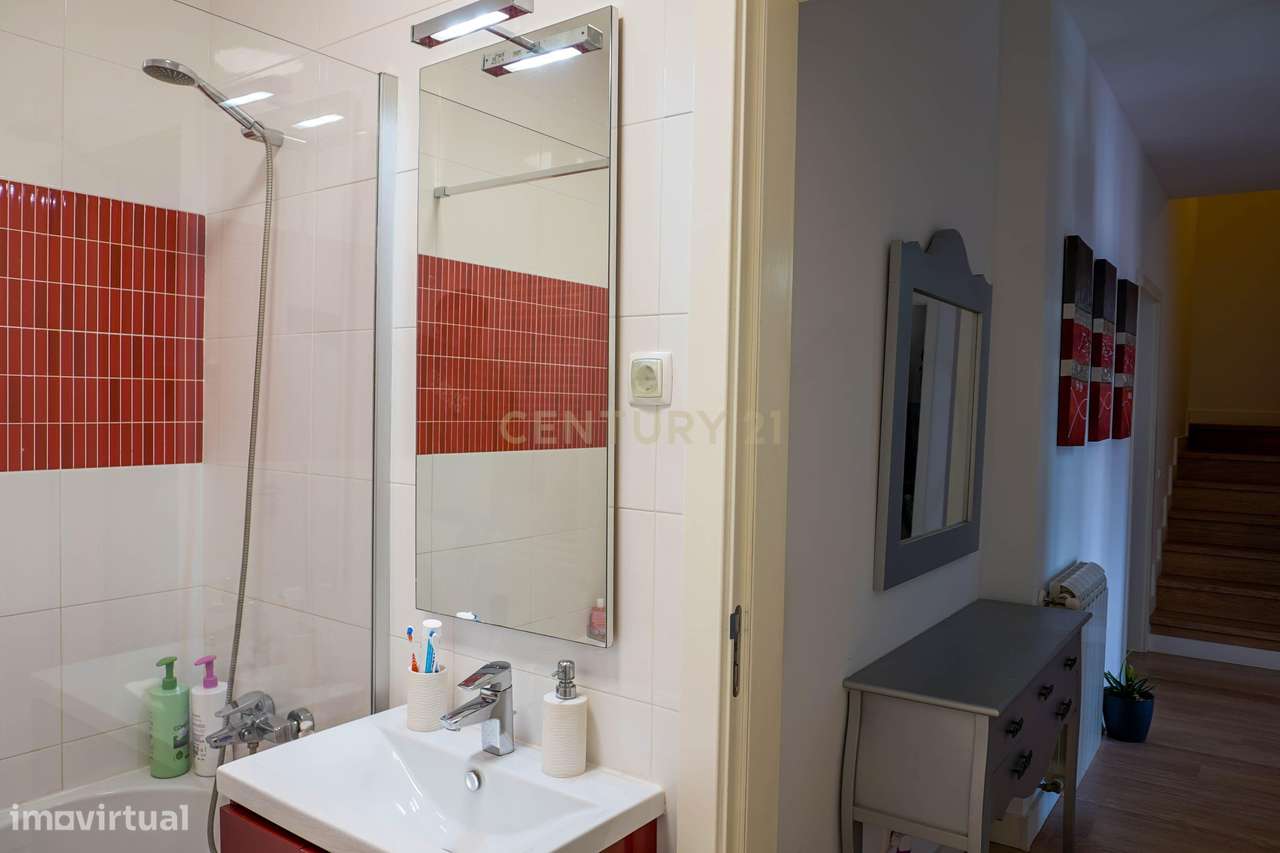 Moradia T3 com Piscina | Viva o Melhor do Alentejo a 10 Minutos de Bad-31
