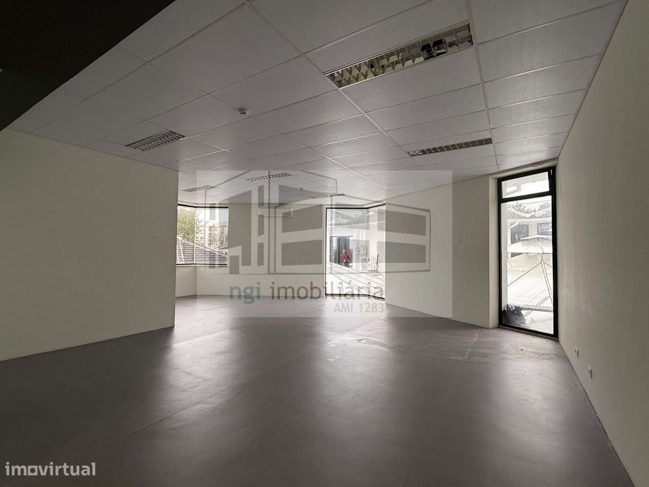 Espaço Multifuncional em Linda a Velha - Oeiras - Grande imagem: 2/22