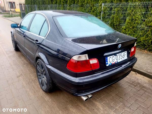 BMW Seria 3 320i - 18