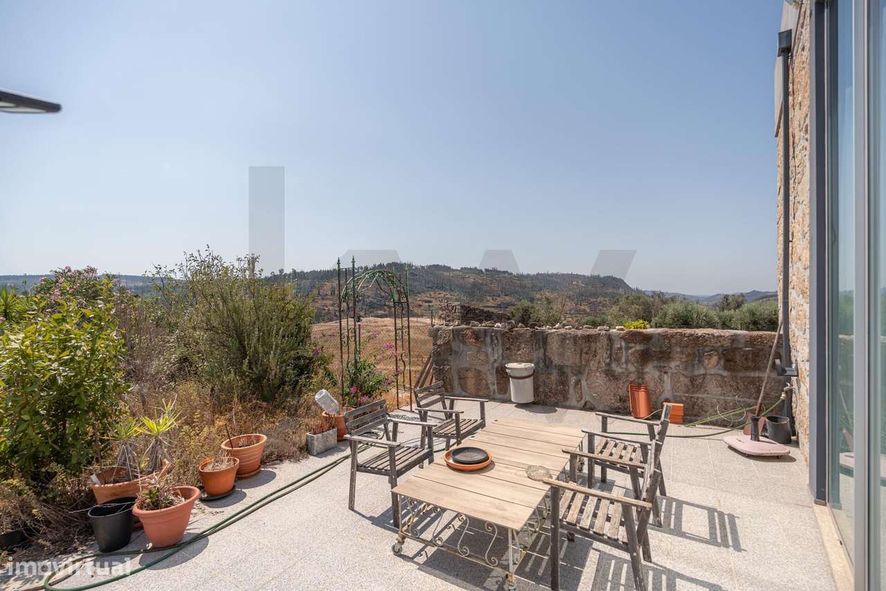 Moradia | Alojamento Local | Café Atelier | Piscina | Garagem | Ruína-27