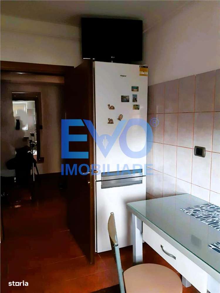 APARTAMENT DE INCHIRIAT CU 2 CAMERE, ETAJUL 1, PODU DE FIER - Imagine principală: 2/8