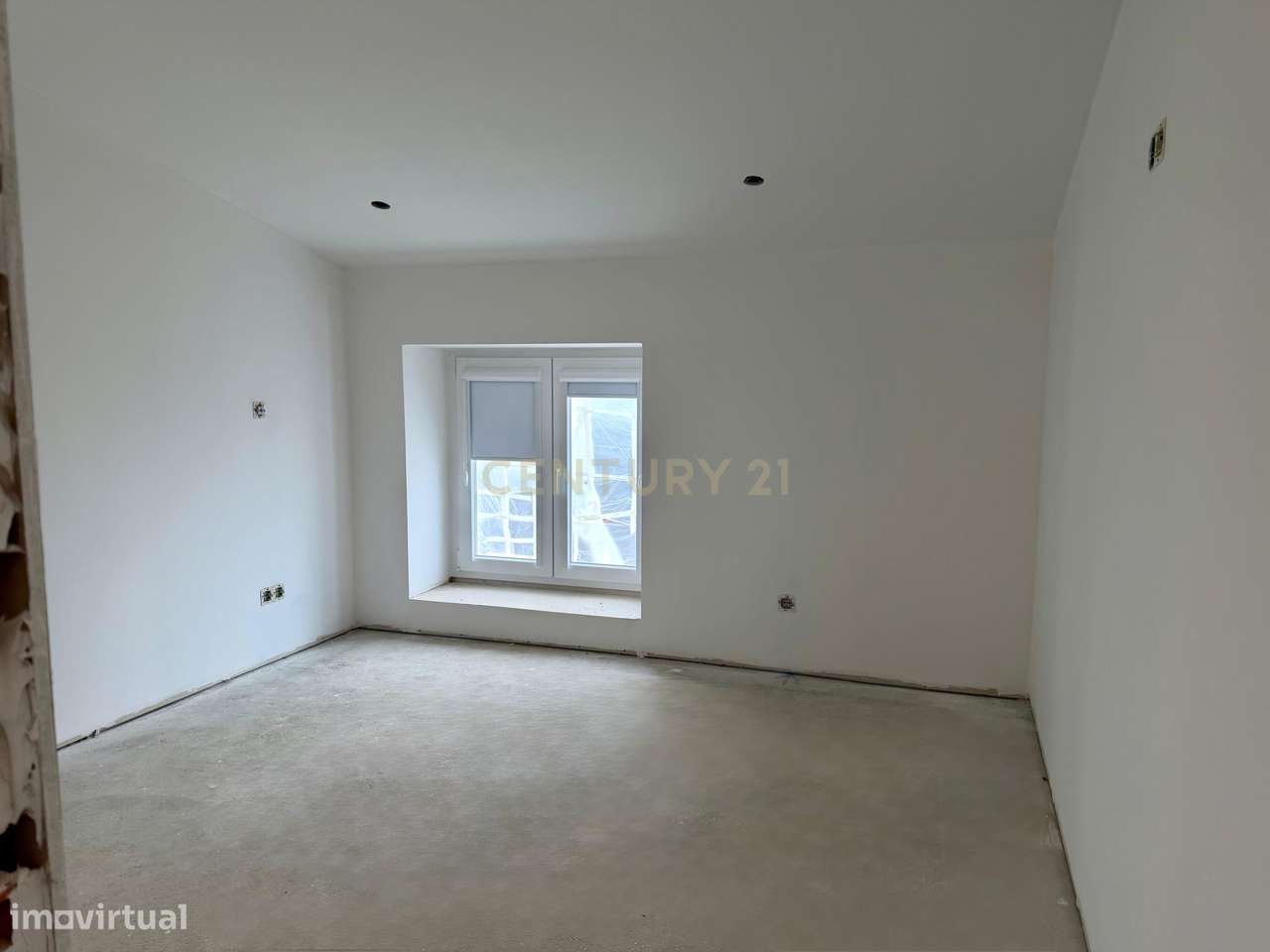 Moradia T3 totalmente remodelada | Lote 1.933m² | Alhadas, Figueira da-17