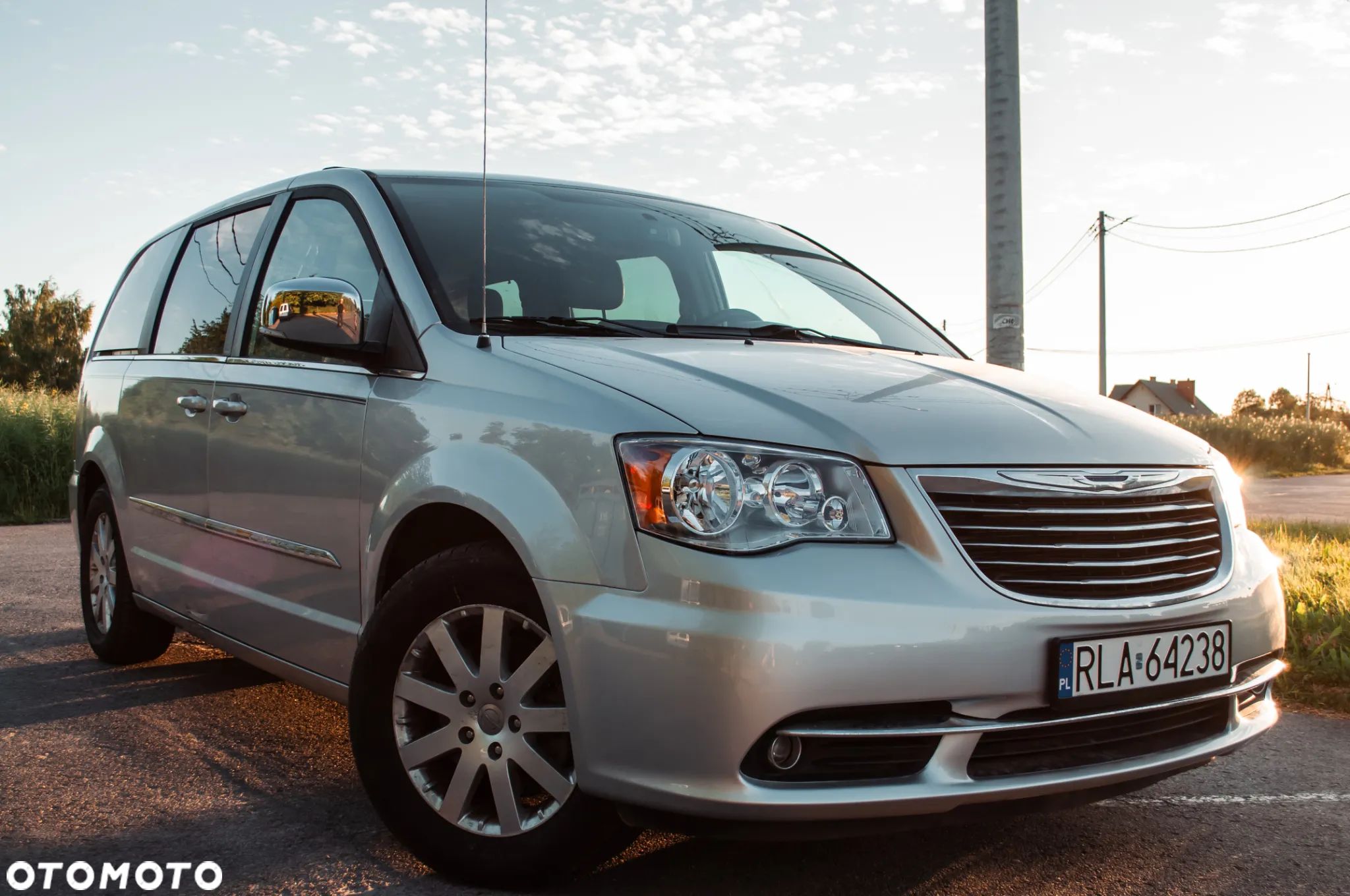 Chrysler Town & Country 3.6 Limited - 1