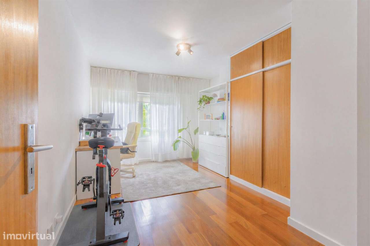 Apartamento T2 Renovado | Centro da Senhora da Hora | Terraço,...-10
