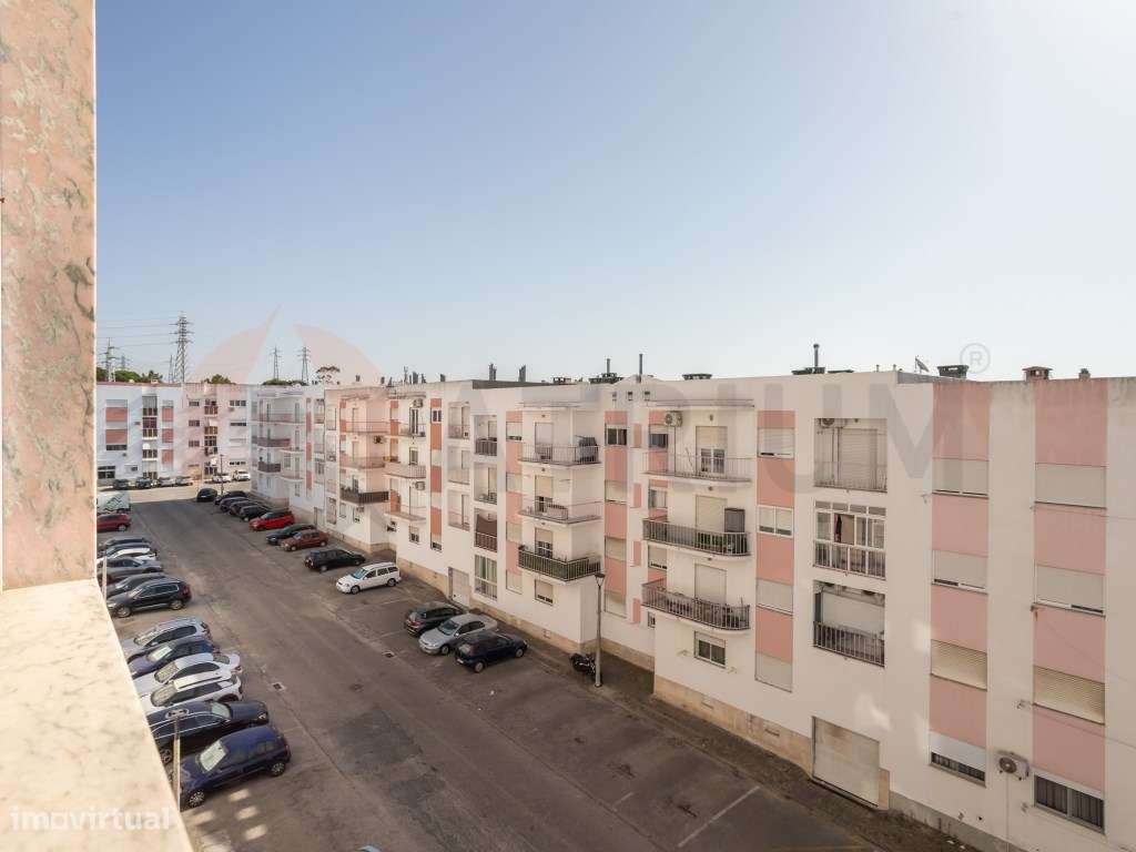 Apartamento T2 - Setúbal (Vale do Cobro) Remodelado com Varanda-13