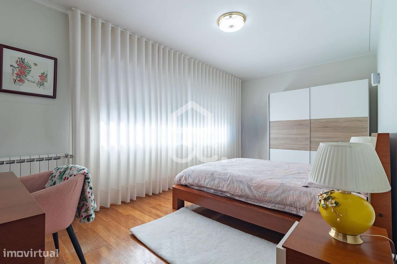 Moradia na Avenida da Boavista T5 - Porto-13