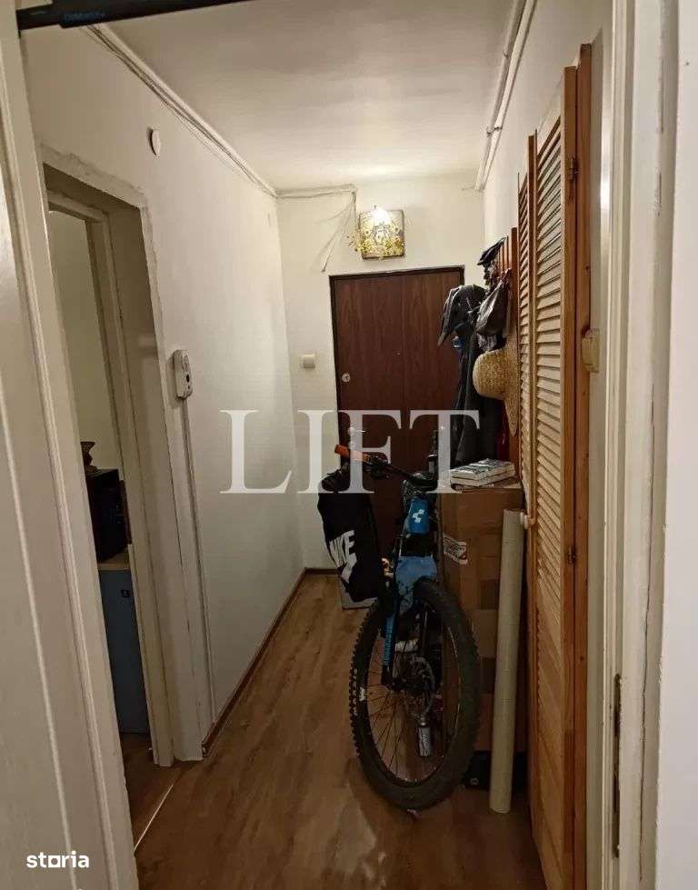 Apartament de 2 camere, 48mp,  etaj intermediar, Zona Gemenii-3